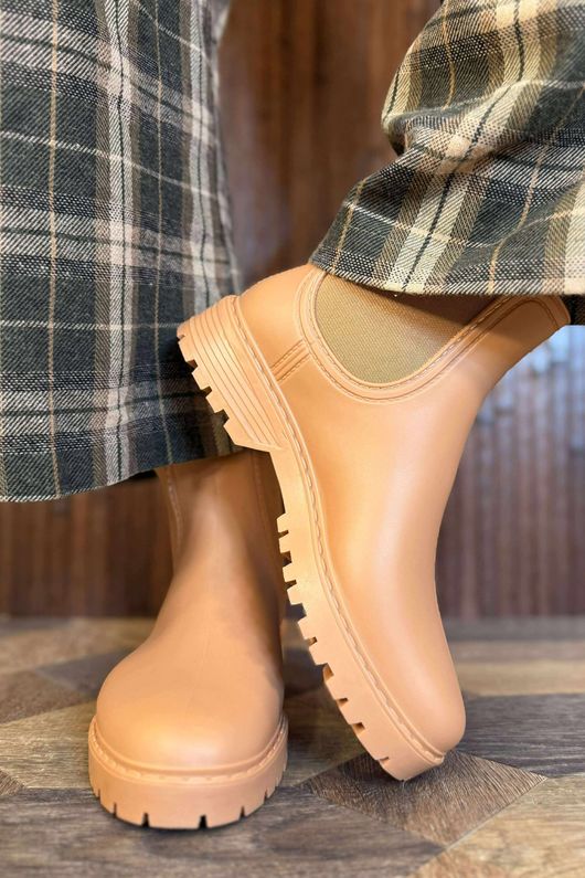 Highland Rain Boot Nude